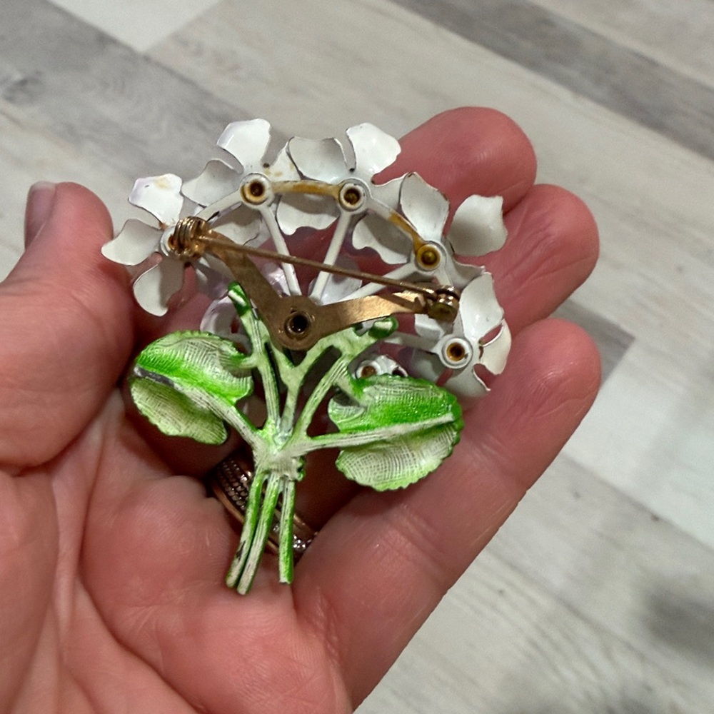 Enamel Green Leave Purple Flower Bouquet Brooch - Picture 3 of 4